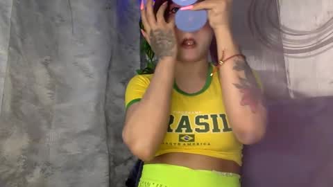 spicy online show from October 2025 04:42:01 AM