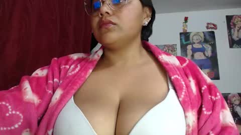 sweett_candy1 online show from February 2026 01:56:02 AM