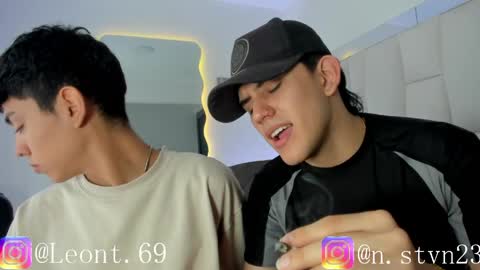 Snapshot of sweett_candy2 chatting on April 2026 01:33:02 PM sweett_candy2 online show from April 2026 01:33:02 PM