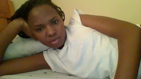 Snapshot of sweett_kimmie chatting on April 2026 10:15:01 AM sweett_kimmie online show from April 2026 10:15:01 AM