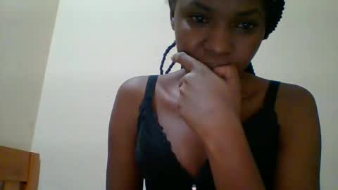 Snapshot of sweett_kimmie chatting on April 2026 08:14:01 PM sweett_kimmie online show from April 2026 08:14:01 PM