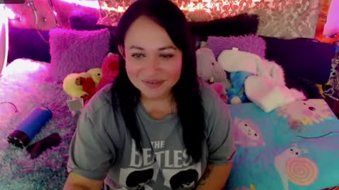 Snapshot of sweett_martina chatting on April 2026 04:24:01 AM martina online show from April 2026 04:24:01 AM