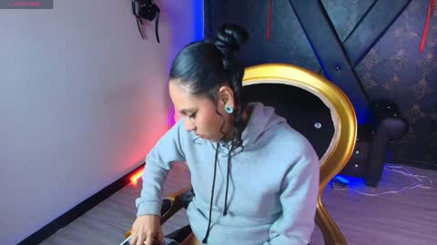 Snapshot of sweett_pleasure chatting on March 2026 02:33:02 PM Sweett pleasure online show from March 2026 02:33:02 PM