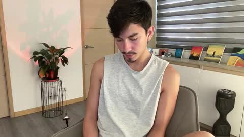 Andy  online show from October 2025 06:09:01 PM