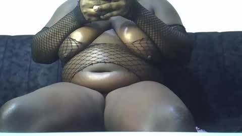 Snapshot of sweettlove1 chatting on December 2024 09:15:02 PM sweettlove1 online show from December 2024 09:15:02 PM