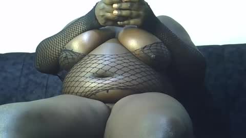 Snapshot of sweettlove1 chatting on December 2024 12:19:02 AM sweettlove1 online show from December 2024 12:19:02 AM