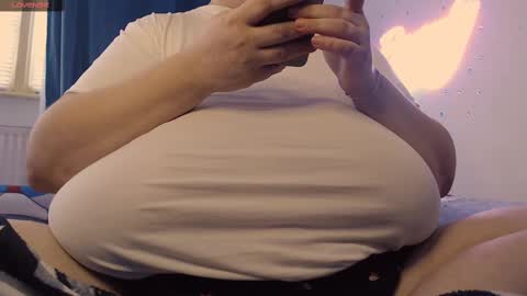 Snapshot of sweettm chatting on February 2025 01:17:02 PM Maya online show from February 2025 01:17:02 PM