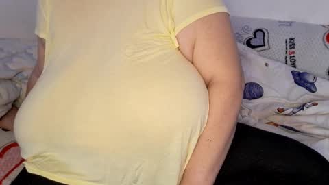 Snapshot of sweettm chatting on February 2025 01:08:02 PM Maya online show from February 2025 01:08:02 PM