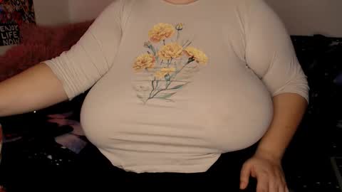 Snapshot of sweettm chatting on November 2025 11:36:02 AM Maya online show from November 2025 11:36:02 AM