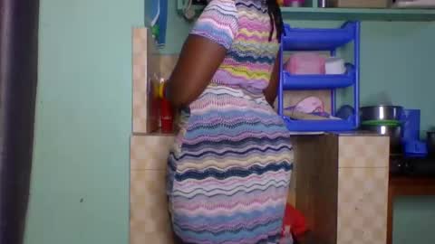 Snapshot of sweettrozzy chatting on March 2025 10:38:02 AM sweettrozzy online show from March 2025 10:38:02 AM