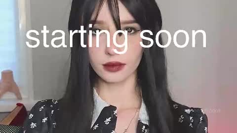 Snapshot of sweetuniporn chatting on September 2025 11:35:01 AM Elis a little vacation Ill be here Saturday my schedules in bio online show from September 2025 11:35:01 AM