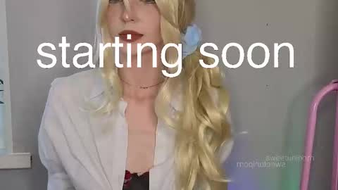 Snapshot of sweetuniporn chatting on October 2025 06:11:02 AM Elis a little vacation Ill be here Saturday my schedules in bio online show from October 2025 06:11:02 AM