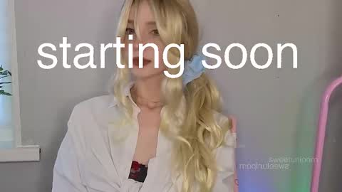 Snapshot of sweetuniporn chatting on October 2025 07:36:03 AM Elis a little vacation Ill be here Saturday my schedules in bio online show from October 2025 07:36:03 AM