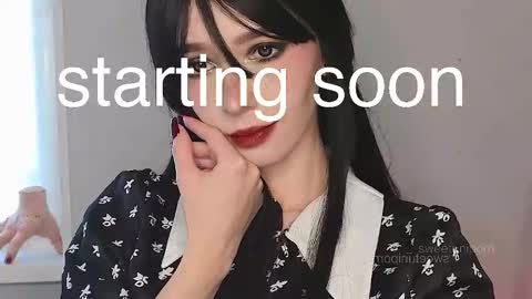 Snapshot of sweetuniporn chatting on October 2025 07:53:01 AM Elis a little vacation Ill be here Saturday my schedules in bio online show from October 2025 07:53:01 AM