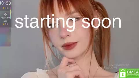 Snapshot of sweetuniporn chatting on November 2025 09:52:02 AM Elis a little vacation Ill be here Saturday my schedules in bio online show from November 2025 09:52:02 AM