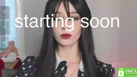 Snapshot of sweetuniporn chatting on November 2025 06:38:02 AM Elis a little vacation Ill be here Saturday my schedules in bio online show from November 2025 06:38:02 AM