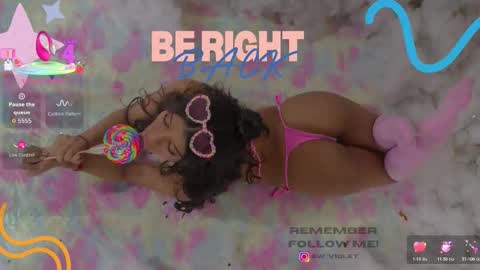 sweetviolet___ online show from January 2026 12:09:02 PM