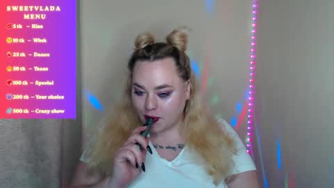 Snapshot of sweetvlada13 chatting on April 2026 04:55:01 PM sweetvlada13 online show from April 2026 04:55:01 PM