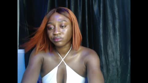 Snapshot of sweetxdesire chatting on May 2026 10:05:02 PM sweetxdesire online show from May 2026 10:05:02 PM