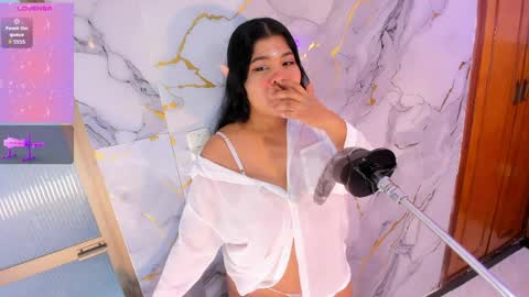 Snapshot of sweety_blowjob chatting on April 2026 12:02:01 PM LINA online show from April 2026 12:02:01 PM