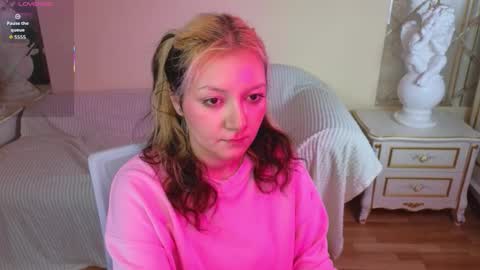 Hot Candy online show from November 2025 12:08:02 PM