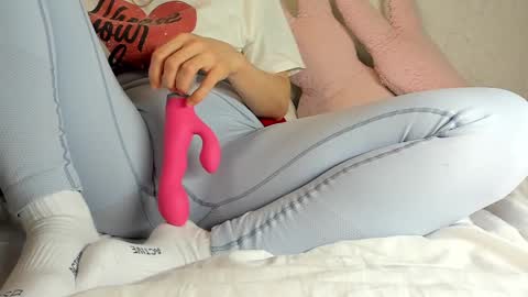 Snapshot of sweety_cum chatting on February 2025 12:53:02 AM Mia online show from February 2025 12:53:02 AM