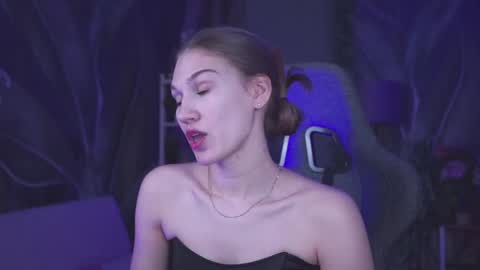 Emily online show from March 2026 09:13:01 AM