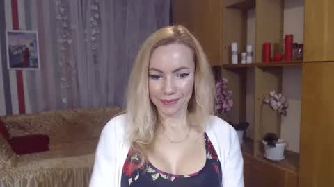 Sweety friend online show from February 2025 10:01:01 PM