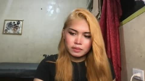 Snapshot of sweety_heart18 chatting on July 2026 11:15:01 AM sweety_heart18 online show from July 2026 11:15:01 AM
