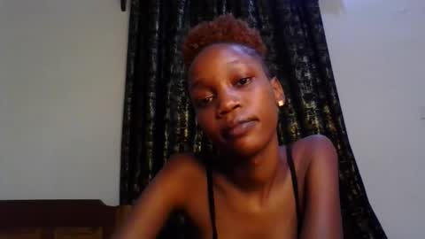 Snapshot of sweety_melanin chatting on May 2026 11:24:01 PM Vickky online show from May 2026 11:24:01 PM