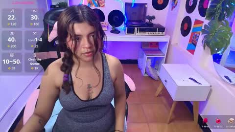 Emma online show from December 2025 07:19:02 PM