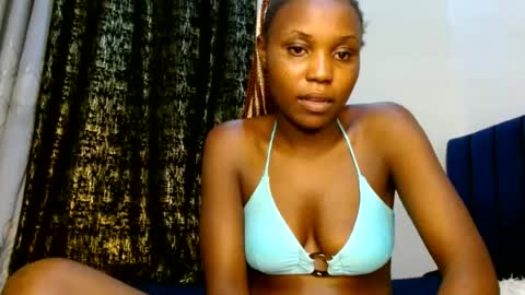 Snapshot of sweety_spixxy chatting on June 2026 12:38:02 AM Dolly online show from June 2026 12:38:02 AM