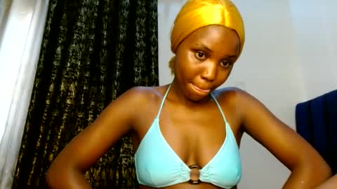 Snapshot of sweety_spixxy chatting on July 2026 09:59:01 AM Dolly online show from July 2026 09:59:01 AM