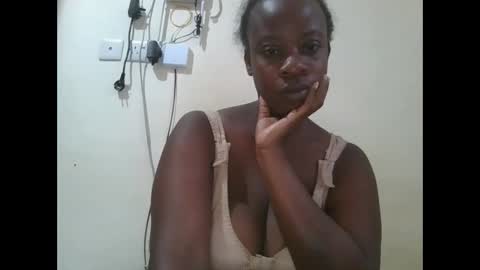 sweetyass25 online show from September 2025 04:45:02 AM