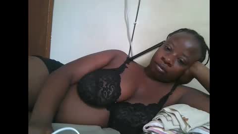 sweetyass25 online show from September 2025 06:06:01 AM