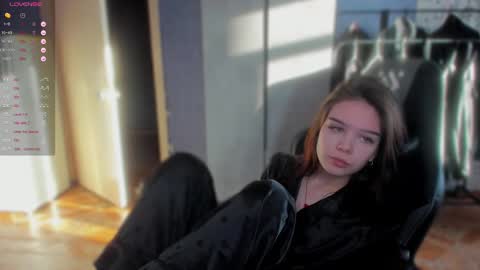 Snapshot of sweetydeviliya chatting on December 2025 08:23:01 AM sweetydeviliya online show from December 2025 08:23:01 AM