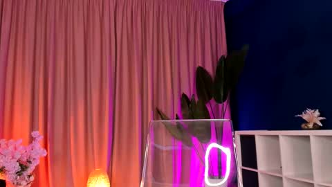 Snapshot of sweetyfit chatting on November 2025 05:51:02 AM Leya online show from November 2025 05:51:02 AM