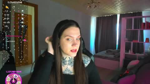 Snapshot of sweetyladiy chatting on April 2026 07:24:01 AM Aiza online show from April 2026 07:24:01 AM