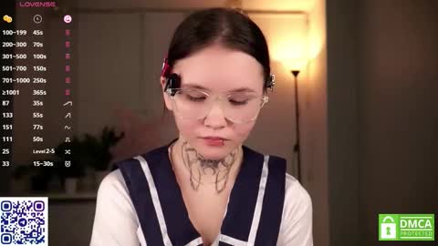 Snapshot of sweetyoops chatting on November 2025 06:30:02 PM Astrid online show from November 2025 06:30:02 PM