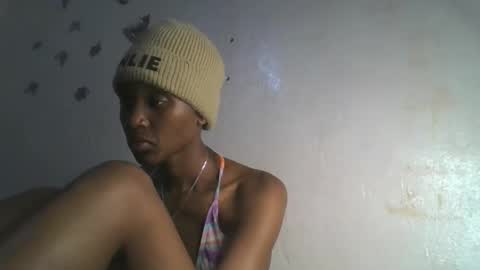 sweetypussy01 online show from October 2025 07:02:01 PM