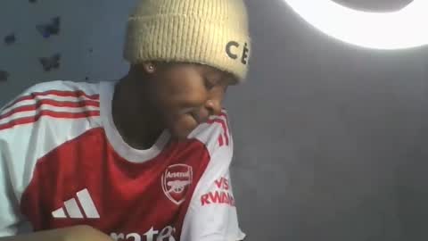 sweetypussy01 online show from October 2025 05:13:01 PM