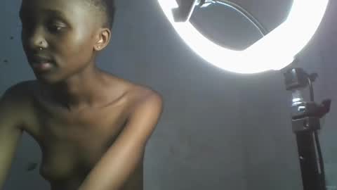 sweetypussy01 online show from October 2025 06:52:02 PM