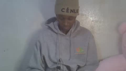 sweetypussy01 online show from October 2025 06:23:01 PM