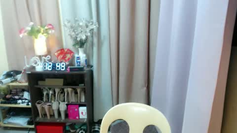 Snapshot of sweetytrannygirlxx chatting on January 2026 04:48:02 AM Megan online show from January 2026 04:48:02 AM