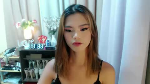 Snapshot of sweetytrannygirlxx chatting on January 2026 05:32:02 AM Megan online show from January 2026 05:32:02 AM