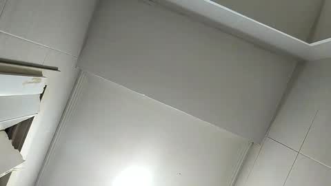 Snapshot of sweetywhity2 chatting on November 2025 10:37:01 AM Silvia online show from November 2025 10:37:01 AM