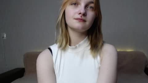 Snapshot of sweetyybay chatting on December 2025 11:49:02 AM Stacy online show from December 2025 11:49:02 AM