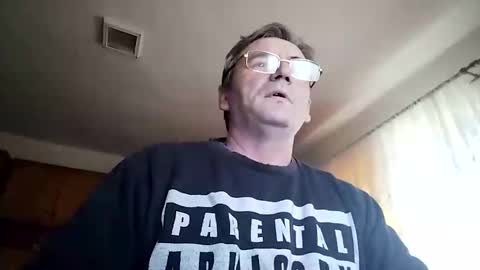 Snapshot of swergiu333 chatting on March 2026 06:36:02 AM Raymond online show from March 2026 06:36:02 AM