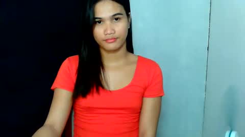 Snapshot of swettie_rhea chatting on June 2026 02:33:01 PM Rhea online show from June 2026 02:33:01 PM