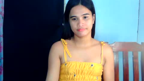Snapshot of swettie_rhea chatting on June 2026 04:42:01 PM Rhea online show from June 2026 04:42:01 PM